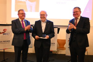 Ehrenmedaille in Silber für Vorstandsmitglied Josef Beer